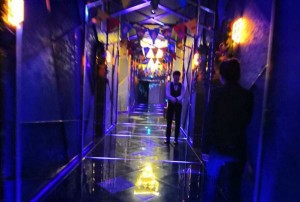上海浦东新区张江镇附近酒吧招聘现场DJ,是当天上班当天发薪吗？