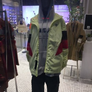上海中低档夜总会招聘酒水促销员,是否有升职和晋升的机会？