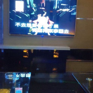 上海知名的夜场招聘酒水促销员,夜场如何吸引客人选你？