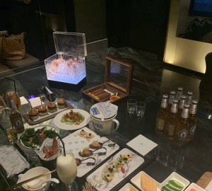 上海新开的夜总会ktv招聘包厢服务员,小费能给多少_