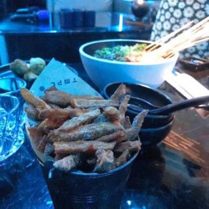 上海奉贤区柘林镇附近酒吧招聘包厢管家,上班需要喝酒吗？