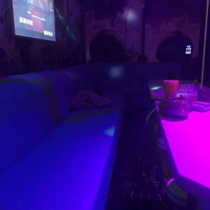 上海浦东新区曹路镇附近夜总会招聘包厢气氛租,招聘微信多少