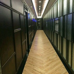 上海闵行区新虹街道附近酒吧招聘包厢陪唱,接受新人的
