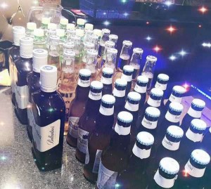 上海浦东新区沪东新村街道附近夜总会招聘商务礼仪,生意好好上班的