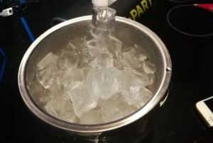 上海虹口区北外滩街道附近夜总会招聘商务礼仪,(不用交台费)