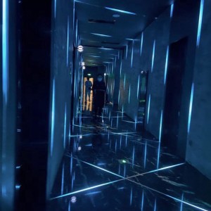 上海日薪高的夜总会ktv招聘包厢陪唱,中午管饭吗？