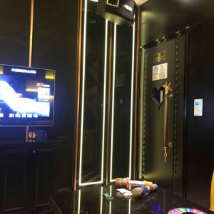上海知名的夜场招聘包厢服务员,有没有年龄限制_